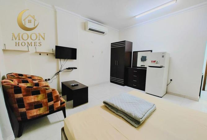 998876 - Property Image 2