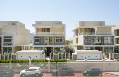 Apartment - 1 Bedroom - 1 Bathroom for sale in Gewan Island - The Pearl Island - Doha