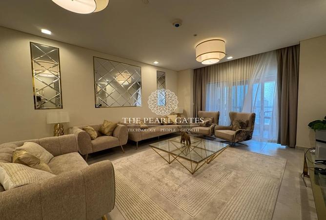 953353 - Property Image 2