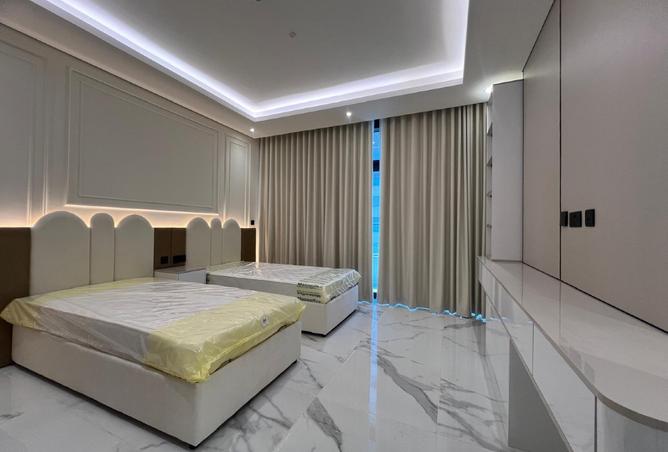 966932 - Property Image 3