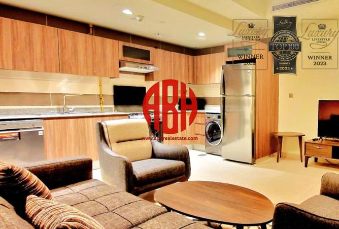 985745 - Property Image 3