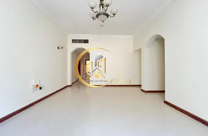 Apartment - 2 Bedrooms - 2 Bathrooms for rent in Al Sadd Road - Al Sadd - Doha