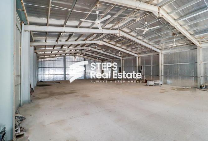 990742 - Property Image 3