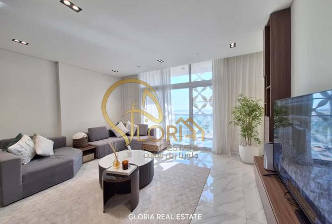 972340 - Property Image 2