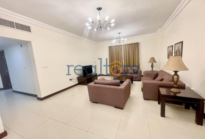 943014 - Property Image 2