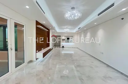 شقة - 2 غرف نوم - 3 حمامات للبيع في طريق بورتو الشرقي - بورتو أرابيا - جزيرة اللؤلؤة - الدوحة