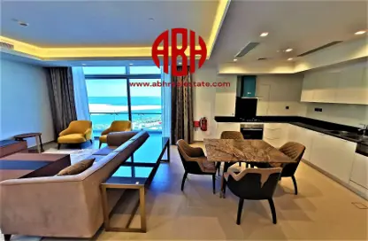 Living / Dining Room image for: Apartment - 1 Bedroom - 2 Bathrooms for rent in Burj Al Marina - Marina District - Lusail, Image 1