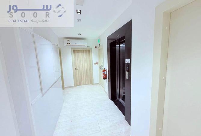 966219 - Property Image 3