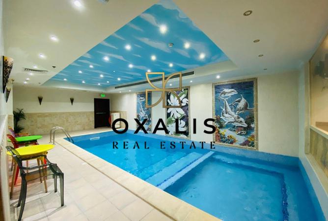 992420 - Property Image 2