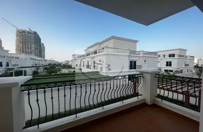 Balcony image for: Villa - 5 Bedrooms - 5 Bathrooms for rent in Floresta Gardens - Floresta Gardens - The Pearl Island - Doha, Image 1