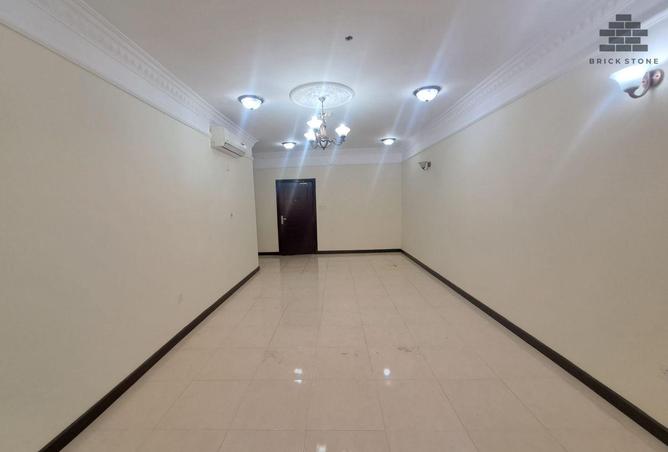 995917 - Property Image 2