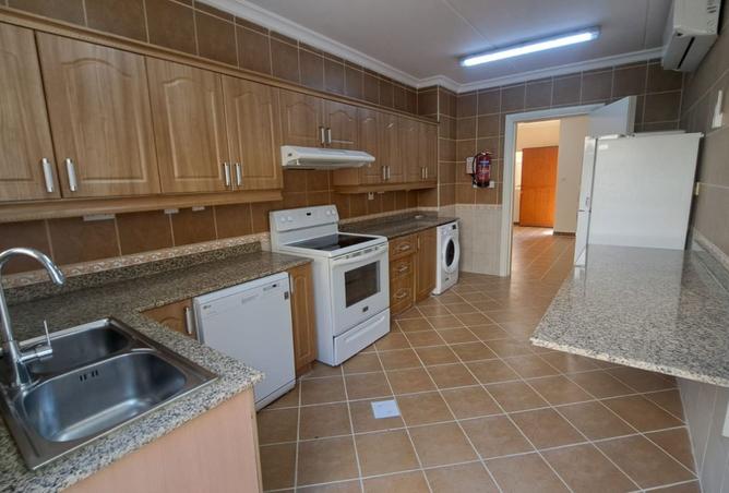 1003967 - Property Image 2