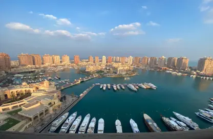 Apartment - 2 Bedrooms - 3 Bathrooms for rent in Porto Arabia - The Pearl Island - Doha