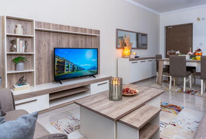 988470 - Property Image 2