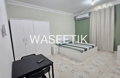 Apartment - Studio - 1 Bathroom for rent in Muaither Area - Al Rayyan - Doha