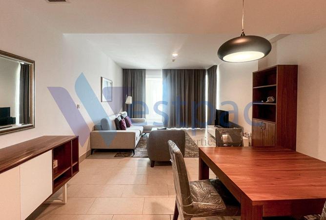 899402 - Property Image 2