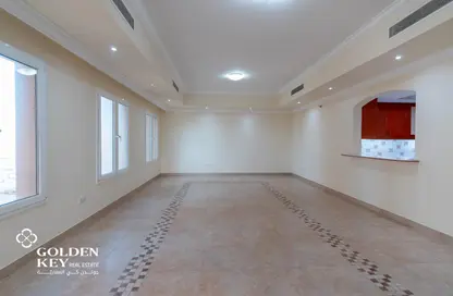 Apartment - 3 Bedrooms - 4 Bathrooms for rent in West Porto Drive - Porto Arabia - The Pearl Island - Doha