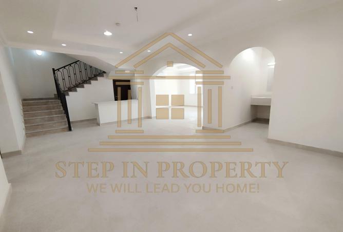 946894 - Property Image 2