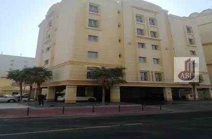 Whole Building - 3 Bedrooms - 2 Bathrooms for sale in Al Zubair Bakkar Street - Al Sadd - Doha