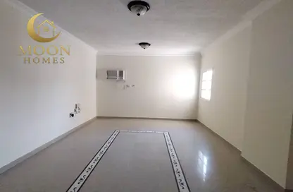 شقة - 2 غرف نوم - 2 حمامات للايجار في منتزه 7 - المنتزه - الدوحة