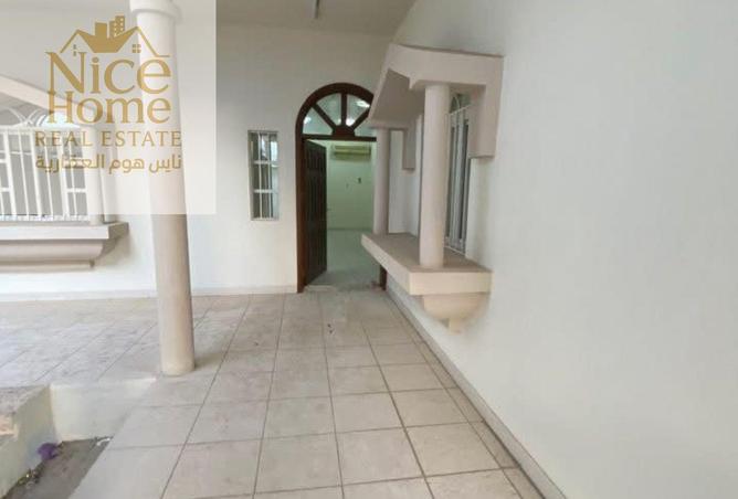 907627 - Property Image 2