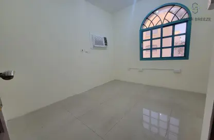 Apartment - 4 Bedrooms - 2 Bathrooms for rent in Old Airport Road - Old Airport Road - Doha