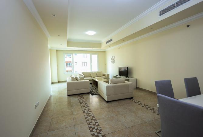 956441 - Property Image 2