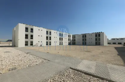 Staff Accommodation - Studio - 4 Bathrooms for rent in Umm Salal Mahammad - Umm Salal Mohammed - Doha