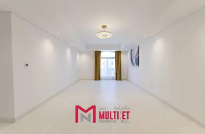 Empty Room image for: Apartment - 2 Bedrooms - 2 Bathrooms for sale in Fox Hills - Fox Hills - Lusail, Image 1