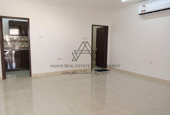 942606 - Property Image 2
