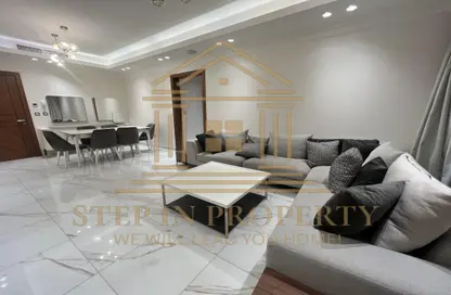 Apartment - 2 Bedrooms - 2 Bathrooms for rent in Giardino Apartments - The Pearl Island - Doha