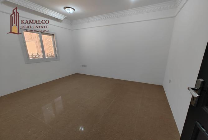 928689 - Property Image 3