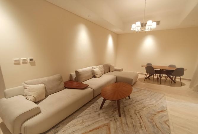 982111 - Property Main Image