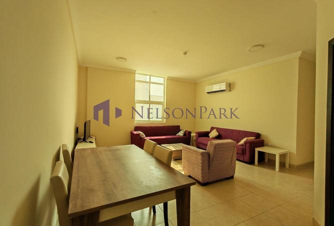 996512 - Property Image 2