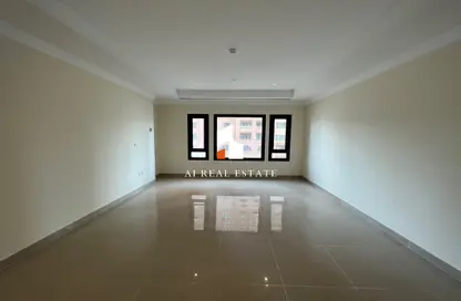 صورة لـ غرفة فارغة شقة - غرفة نوم - 2 حمامات للايجار في برج بورتو ارابيا 2 - بورتو أرابيا - جزيرة اللؤلؤة - الدوحة ، صورة رقم 1