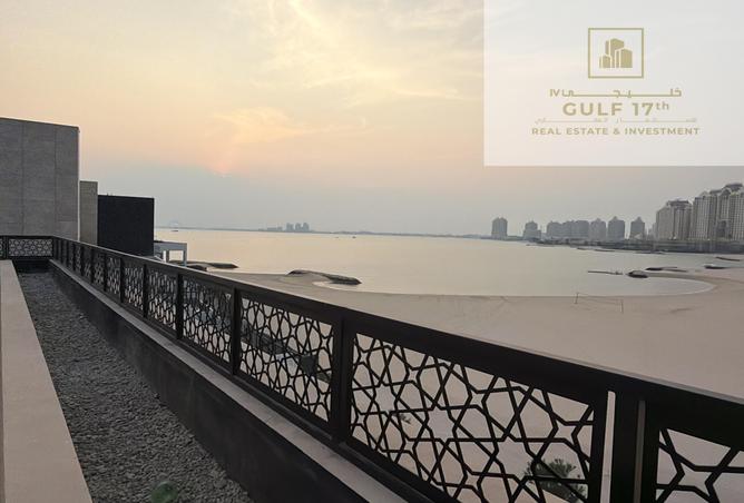 967645 - Property Image 2