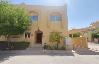مجمع سكني - 4 غرف نوم - 4 حمامات للايجار في شارع الوعب - الوعب - الدوحة