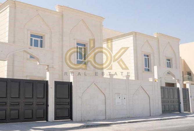928139 - Property Image 2