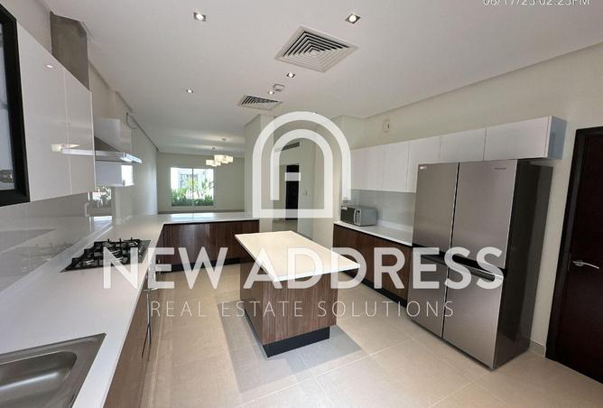 993405 - Property Image 2