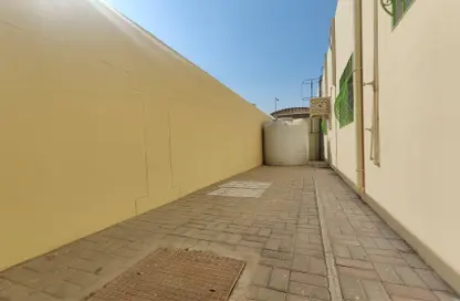 Villa - 2 Bedrooms - 2 Bathrooms for rent in Al Markhiya Street - Al Markhiya - Doha