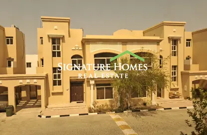 Villa - 4 Bedrooms - 4 Bathrooms for rent in Wadi Al Markh - Muraikh - AlMuraikh - Doha