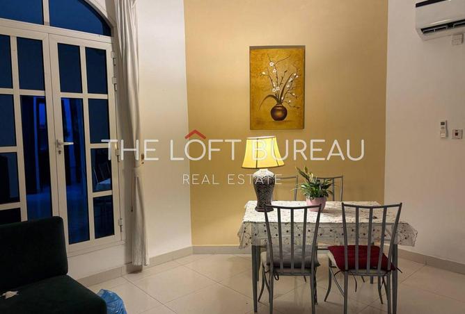 975493 - Property Image 2