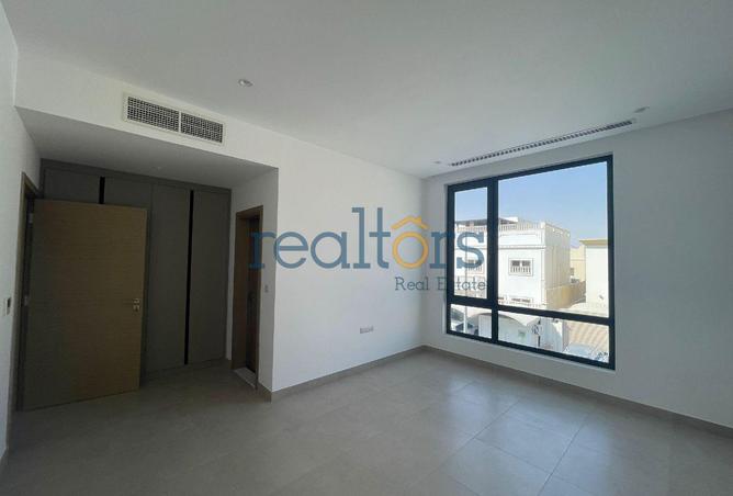 961999 - Property Image 3