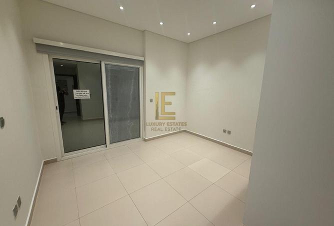 928565 - Property Image 2