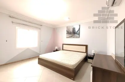 Apartment - 2 Bedrooms - 2 Bathrooms for rent in Al Mansoura - Al Mansoura - Doha