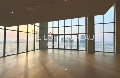 Duplex - 3 Bedrooms - 4 Bathrooms for sale in Seef Lusail Tower 1 - Seef Lusail - Lusail City - Lusail