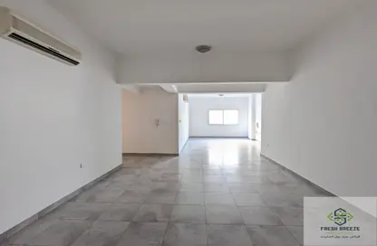 Apartment - 2 Bedrooms - 2 Bathrooms for rent in Anas Street - Fereej Bin Mahmoud North - Fereej Bin Mahmoud - Doha