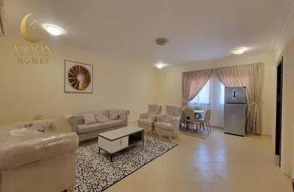 Compound - 3 Bedrooms - 2 Bathrooms for rent in Old Airport Road - Old Airport Road - Doha