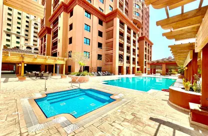 Apartment - 1 Bedroom - 2 Bathrooms for rent in West Porto Drive - Porto Arabia - The Pearl Island - Doha