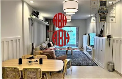 Apartment - 1 Bedroom - 2 Bathrooms for rent in Al Mutahidah Tower - Viva Bahriyah - The Pearl Island - Doha